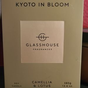 Glasshouse candle